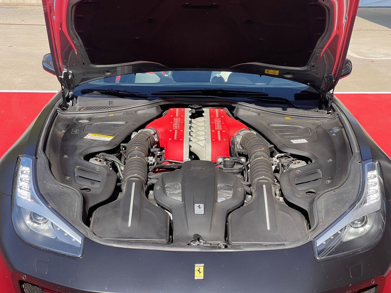 Imagen 11 del Ferrari GTC4 en Auto Select Edition, Figueres