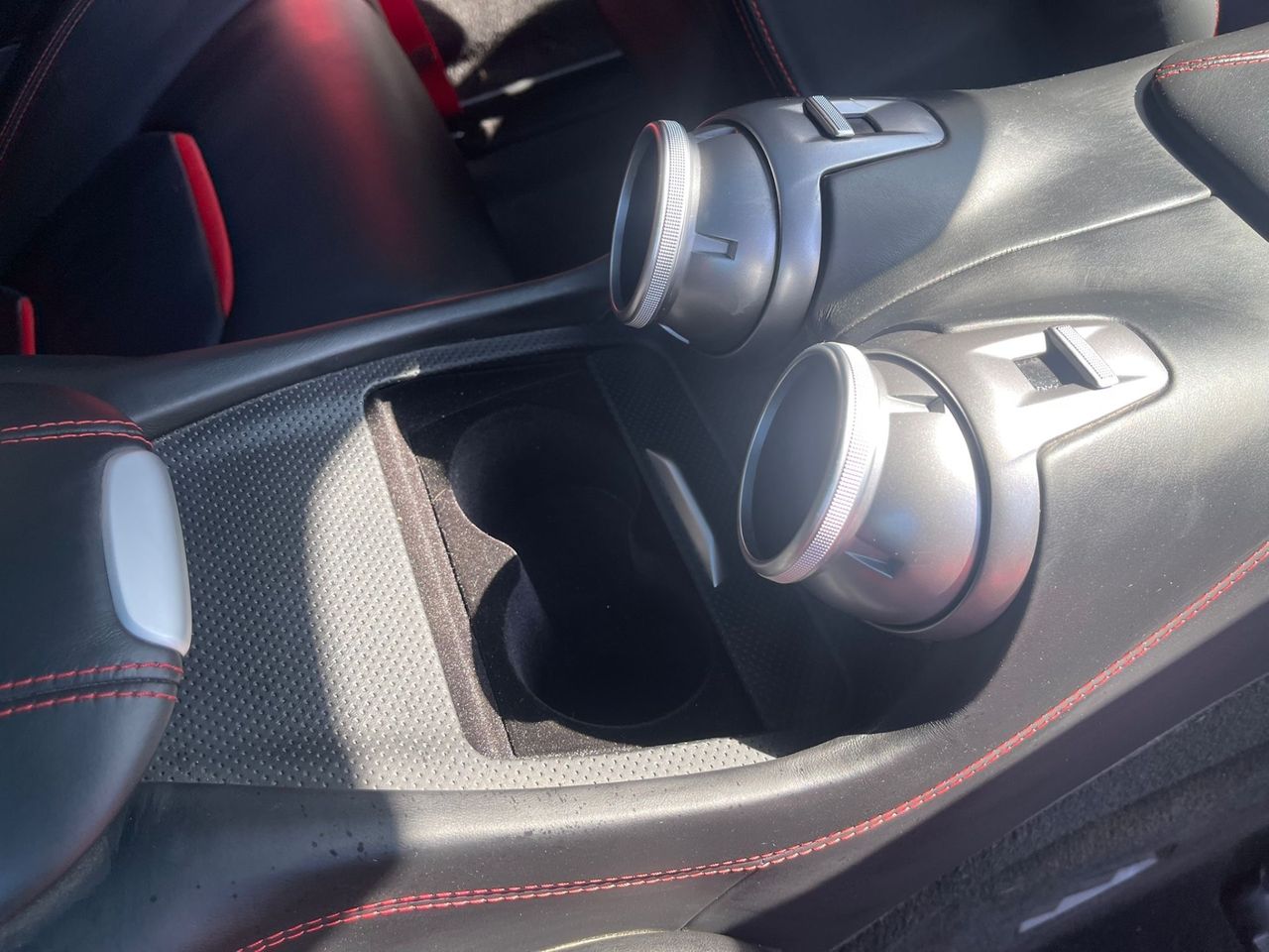 Imagen 33 del Ferrari GTC4 en Auto Select Edition, Figueres