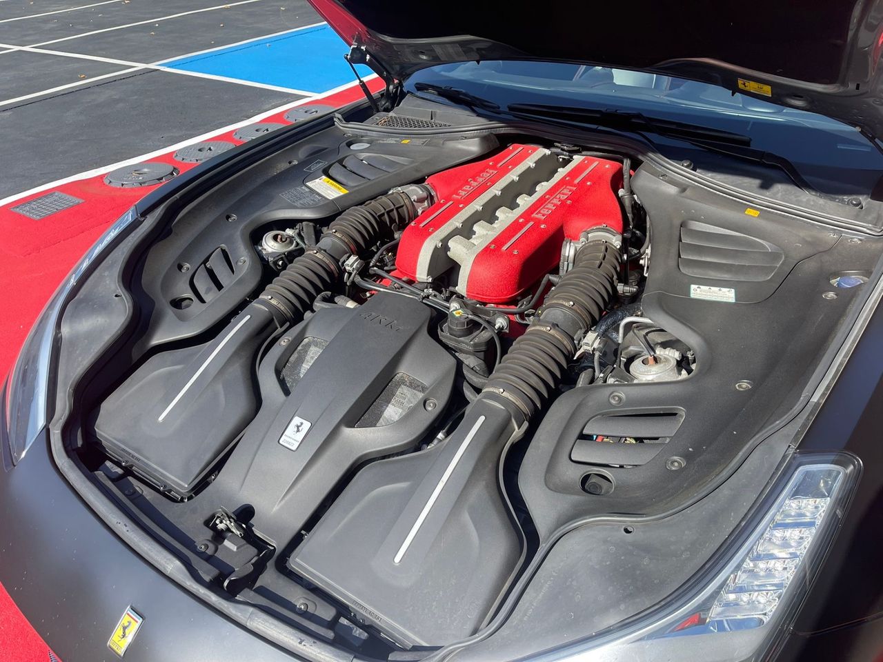 Imagen 12 del Ferrari GTC4 en Auto Select Edition, Figueres