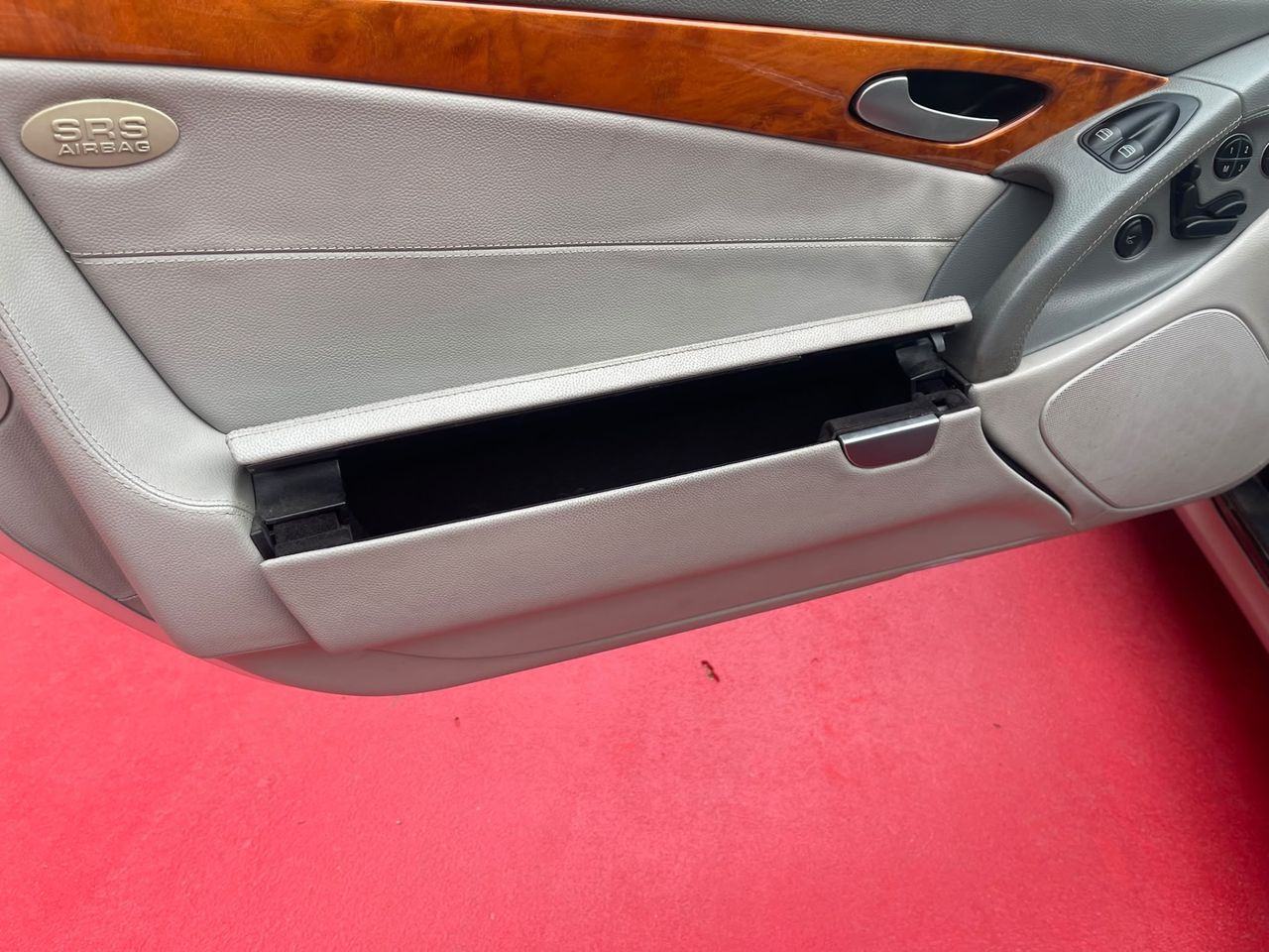 Imagen 113 del Mercedes Clase SL en Auto Select Edition, Figueres