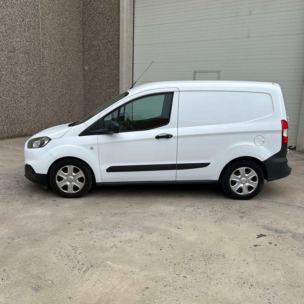 Ford Transit Transit Courier Ford Trnasit Courier - Foto 8