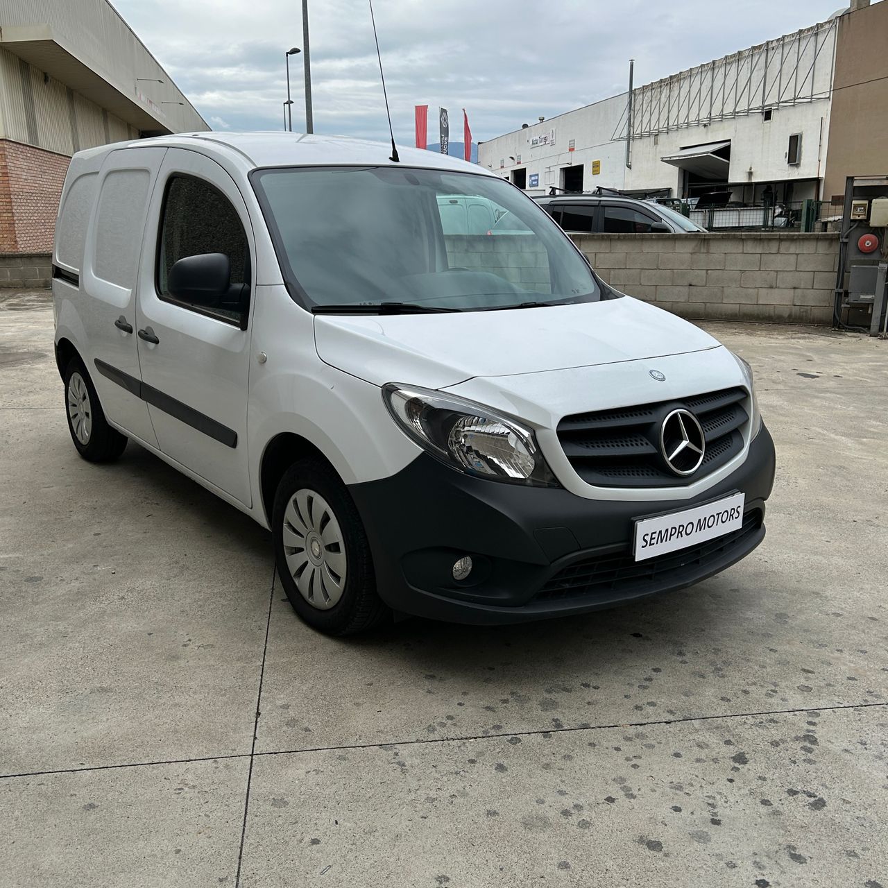 Mercedes Citan Furgon 109 CDI  - Foto 2