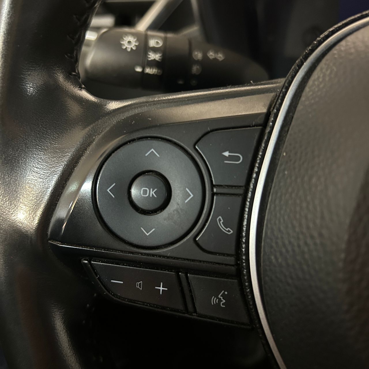 Toyota Corolla Active Tech  - Foto 13