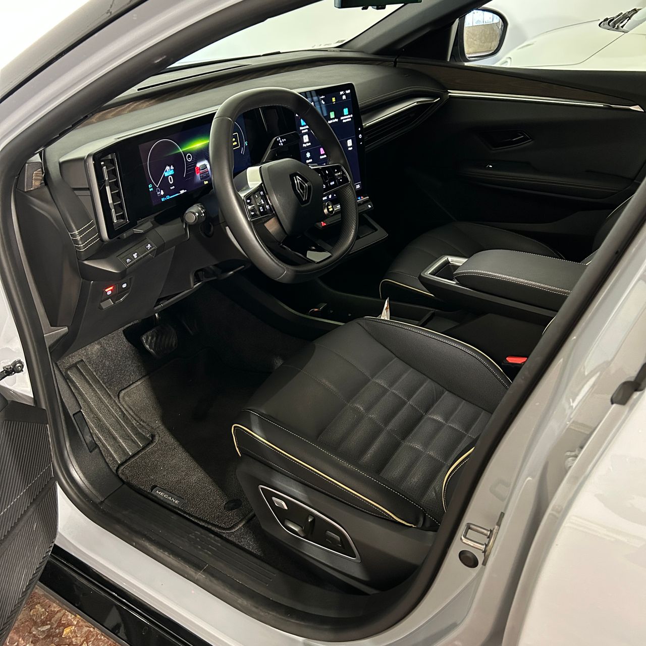 Renault Megane Iconic EV60 220 cv Optimum Renault Megane Iconic EV60 220 cv Optimum  - Foto 15