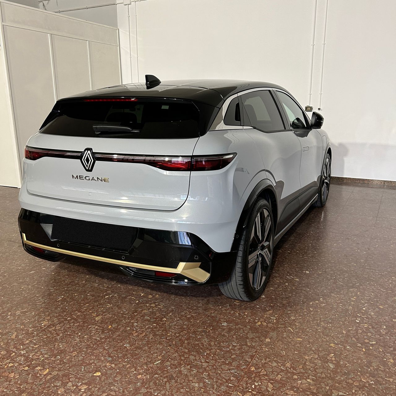 Renault Megane Iconic EV60 220 cv Optimum Renault Megane Iconic EV60 220 cv Optimum  - Foto 5