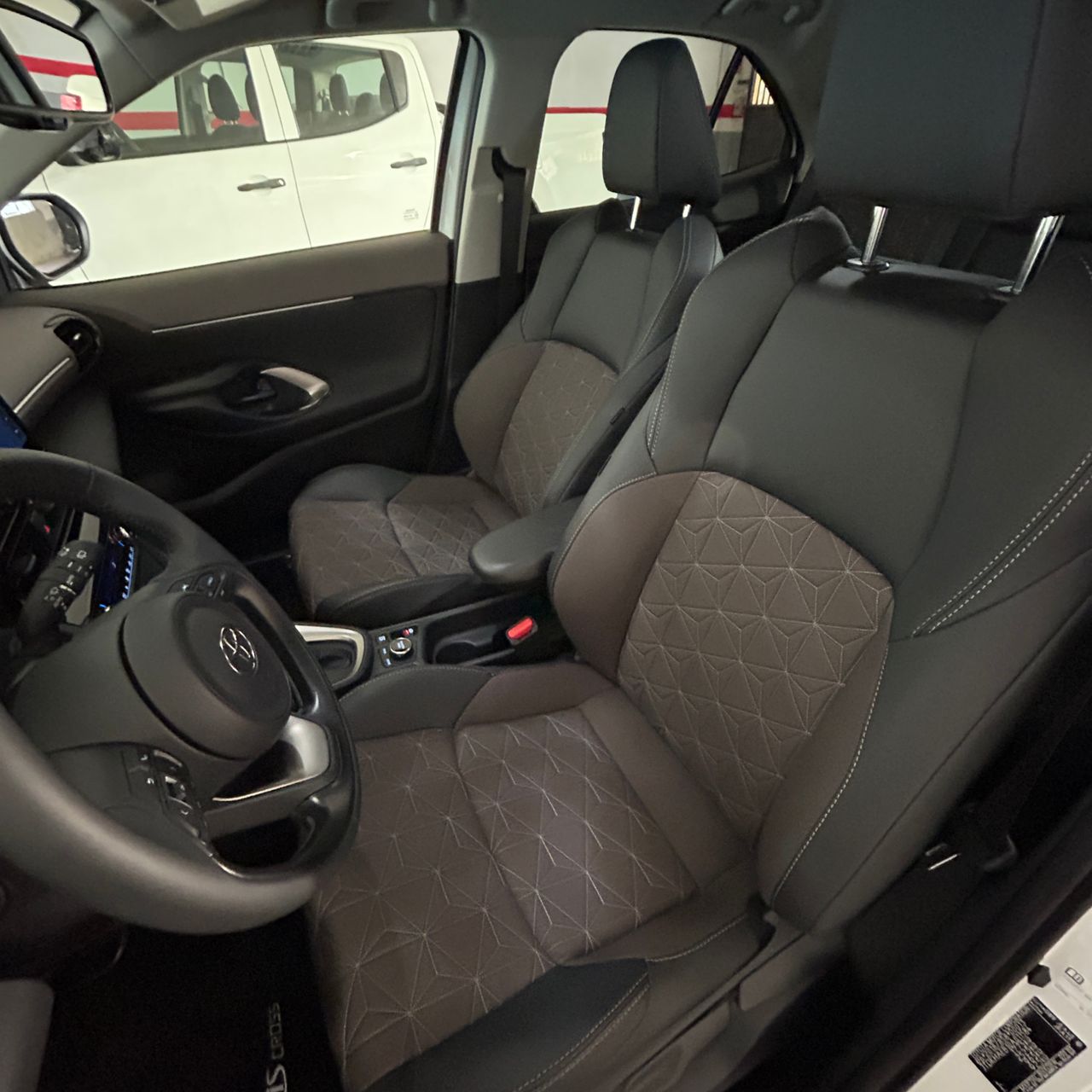 Toyota Yaris Cross Style  - Foto 19