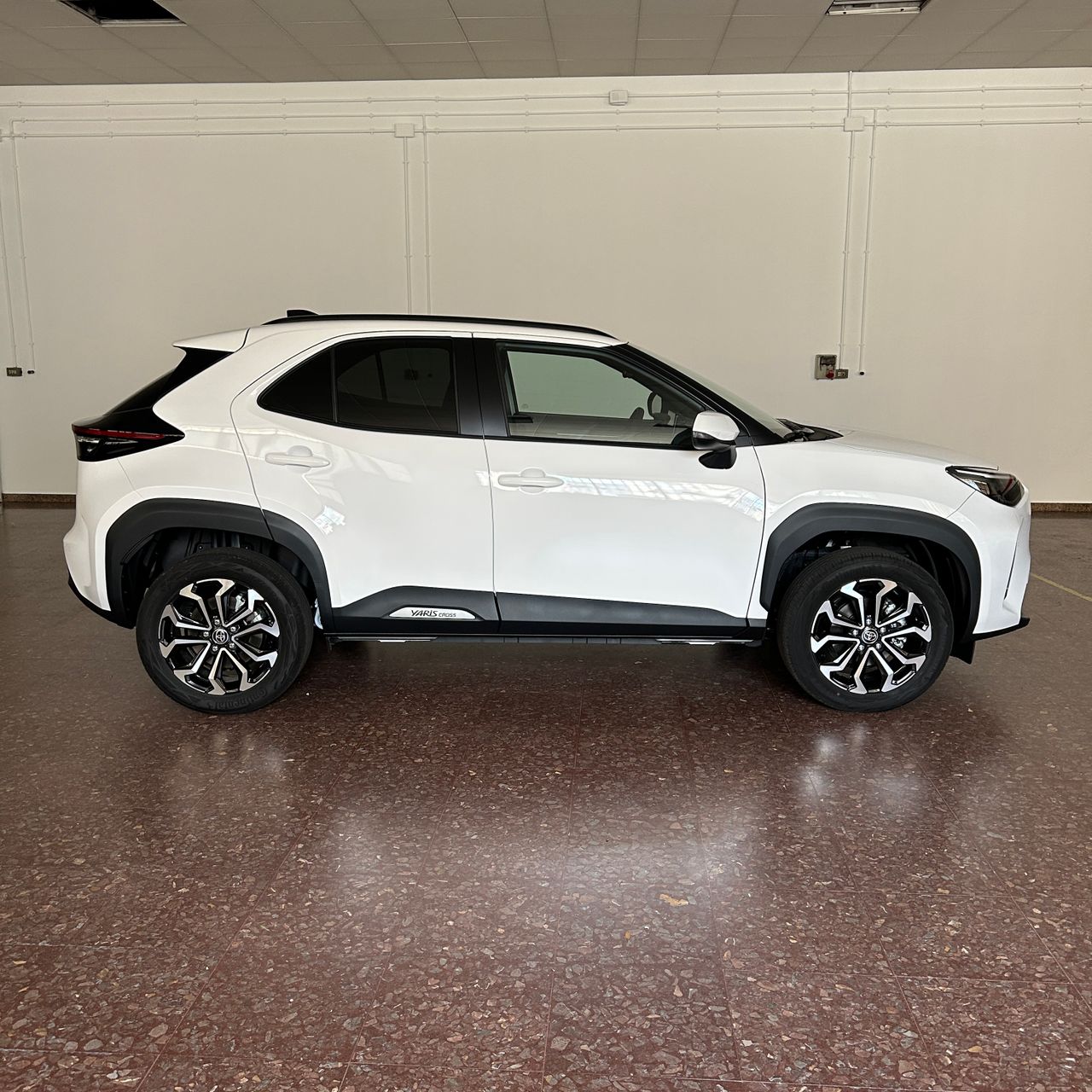 Toyota Yaris Cross Active Plus  - Foto 4