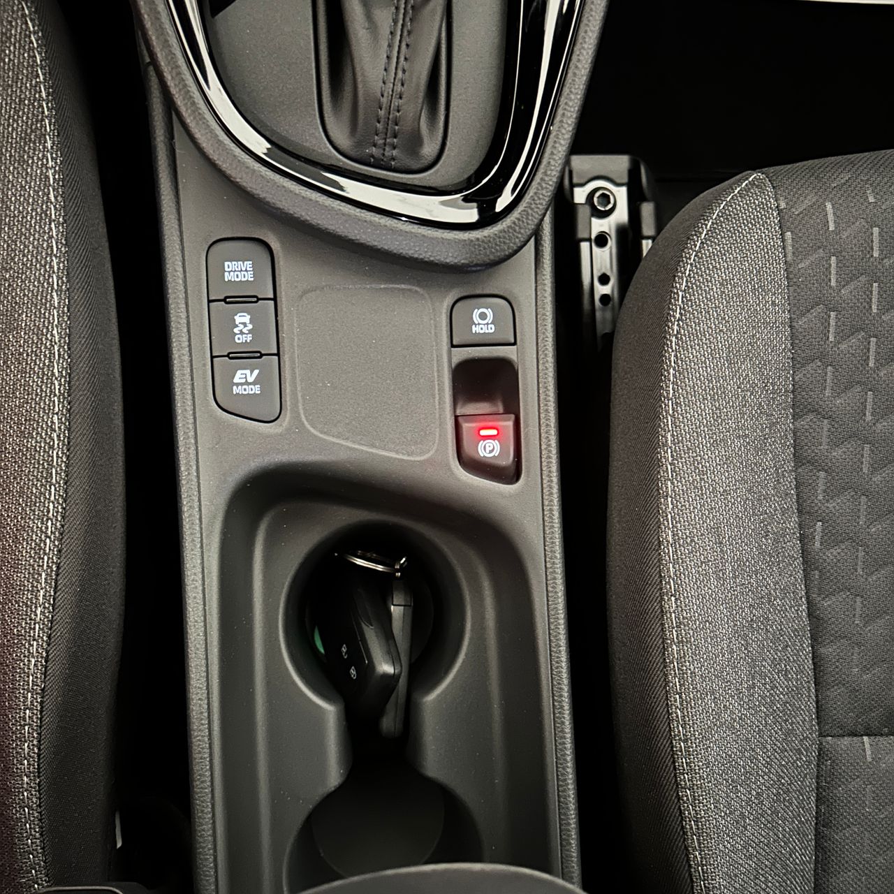 Toyota Yaris Cross Active Plus - Foto 17