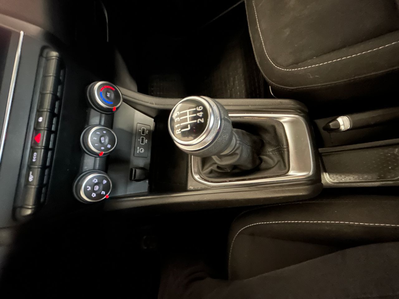 Renault Captur Intens TCe 67 kW (90 CV) - Foto 14