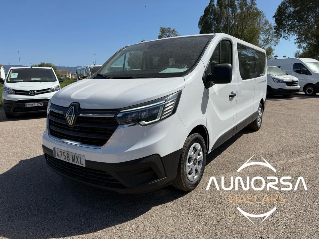 Foto renault trafic combi 2024 /