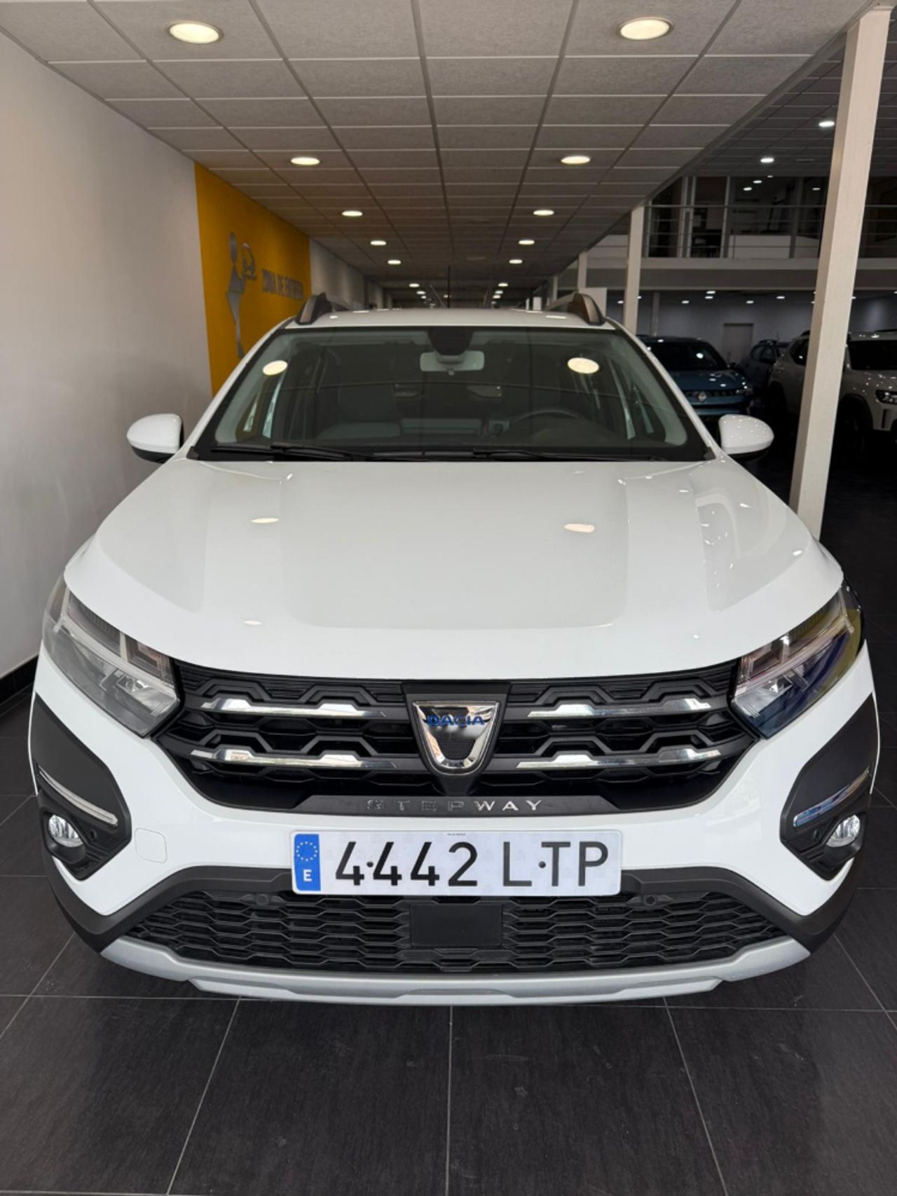 dacia sandero 2021 / foto grande (2)