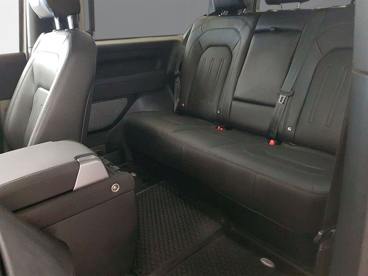 Land-Rover Defender 3.0 D200 S 90 Auto 4WD MHEV - Foto 2