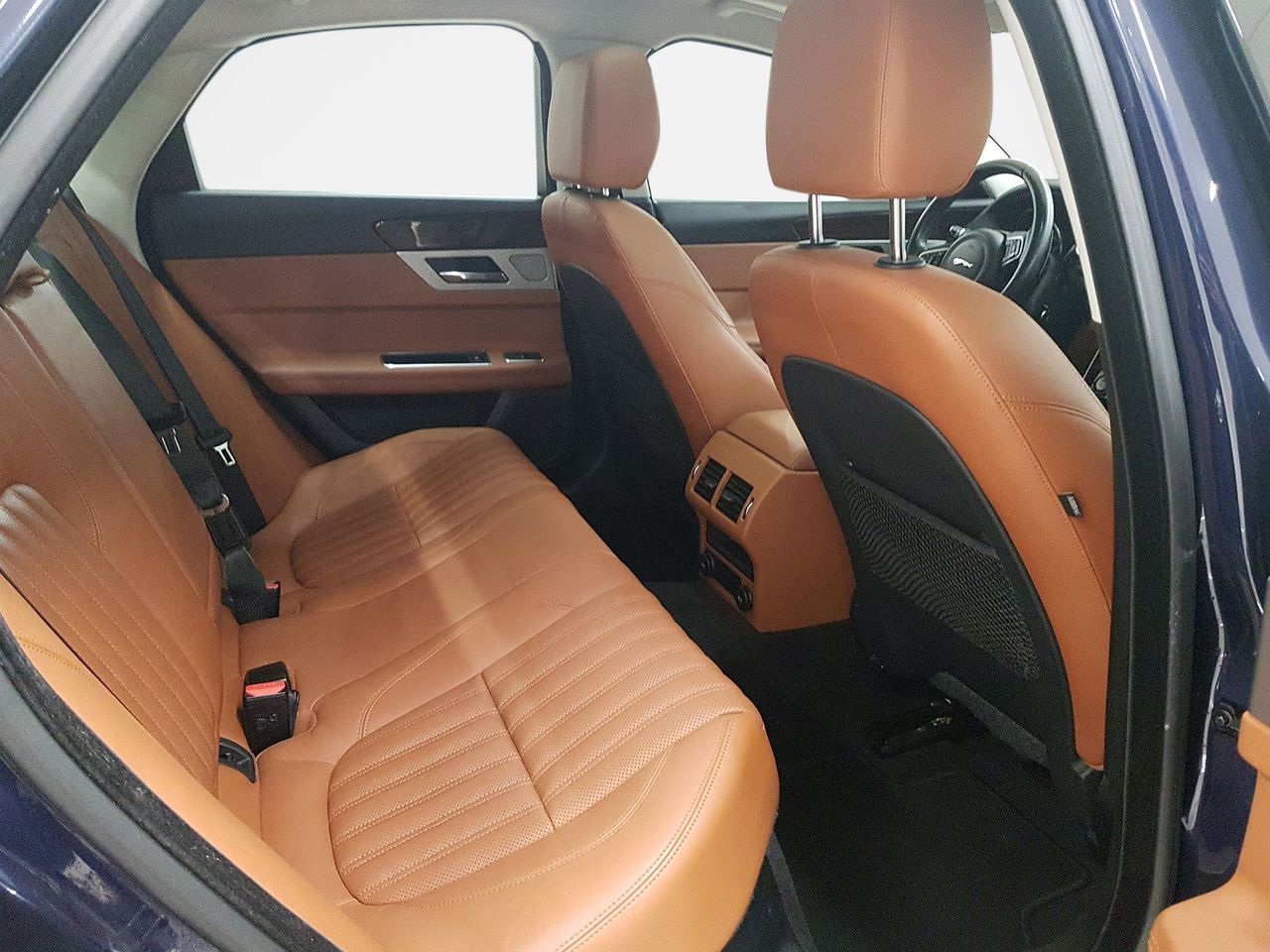 Jaguar XF 3.0D V6 221kW (300CV) Portfolio Auto - Foto 2