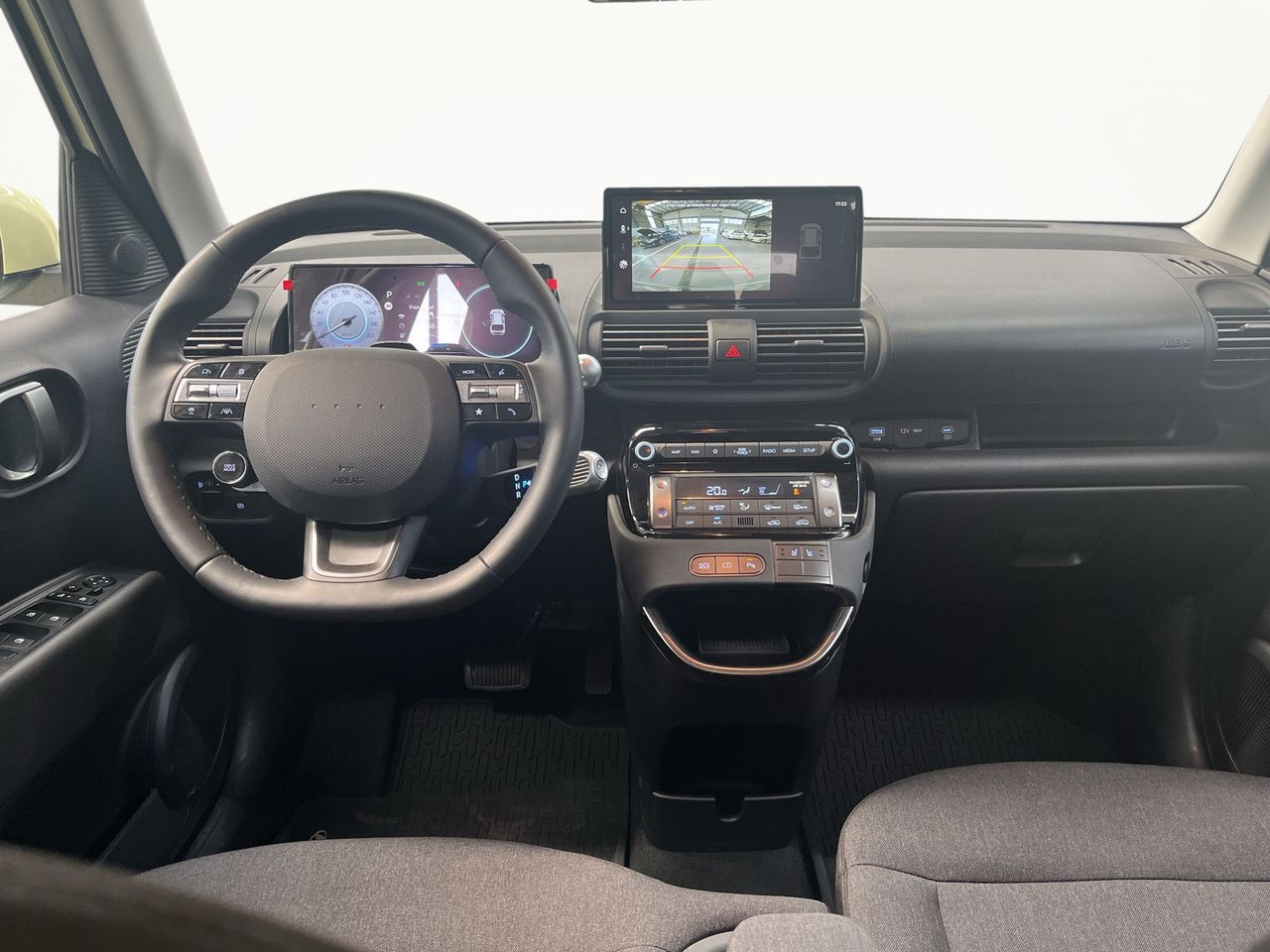 Hyundai Inster 49KWH 85KW (115CV) Maxx - Foto 2