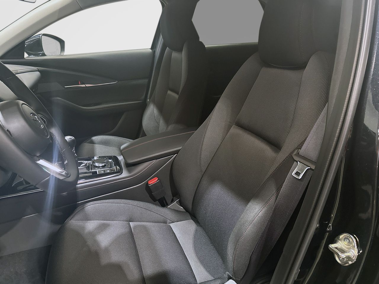 Mazda CX-30 e-SKYACTIV G Homura - Foto 2