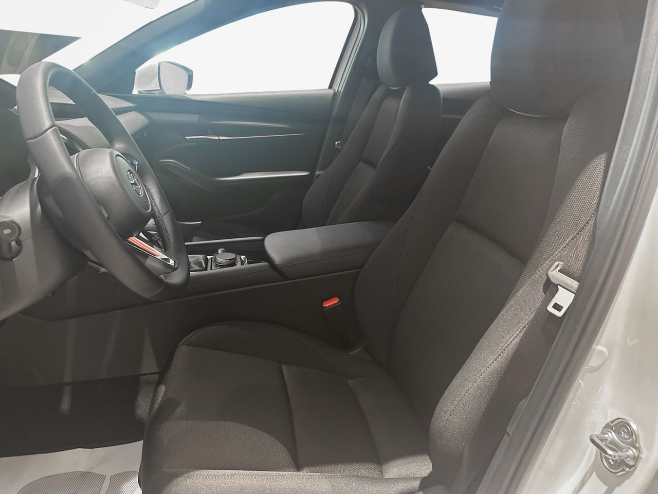 Mazda 3 2.5L E-SKY G MHEV 103kW Centre-line - Foto 2