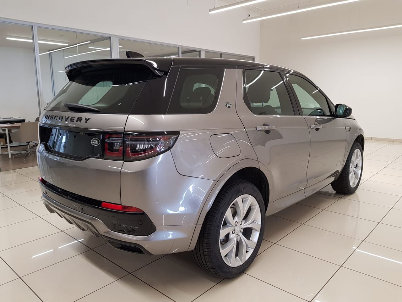 Land-Rover Discovery Sport 2.0D TD4 120kW AWD Auto MHEV Dynamic SE - Foto 2