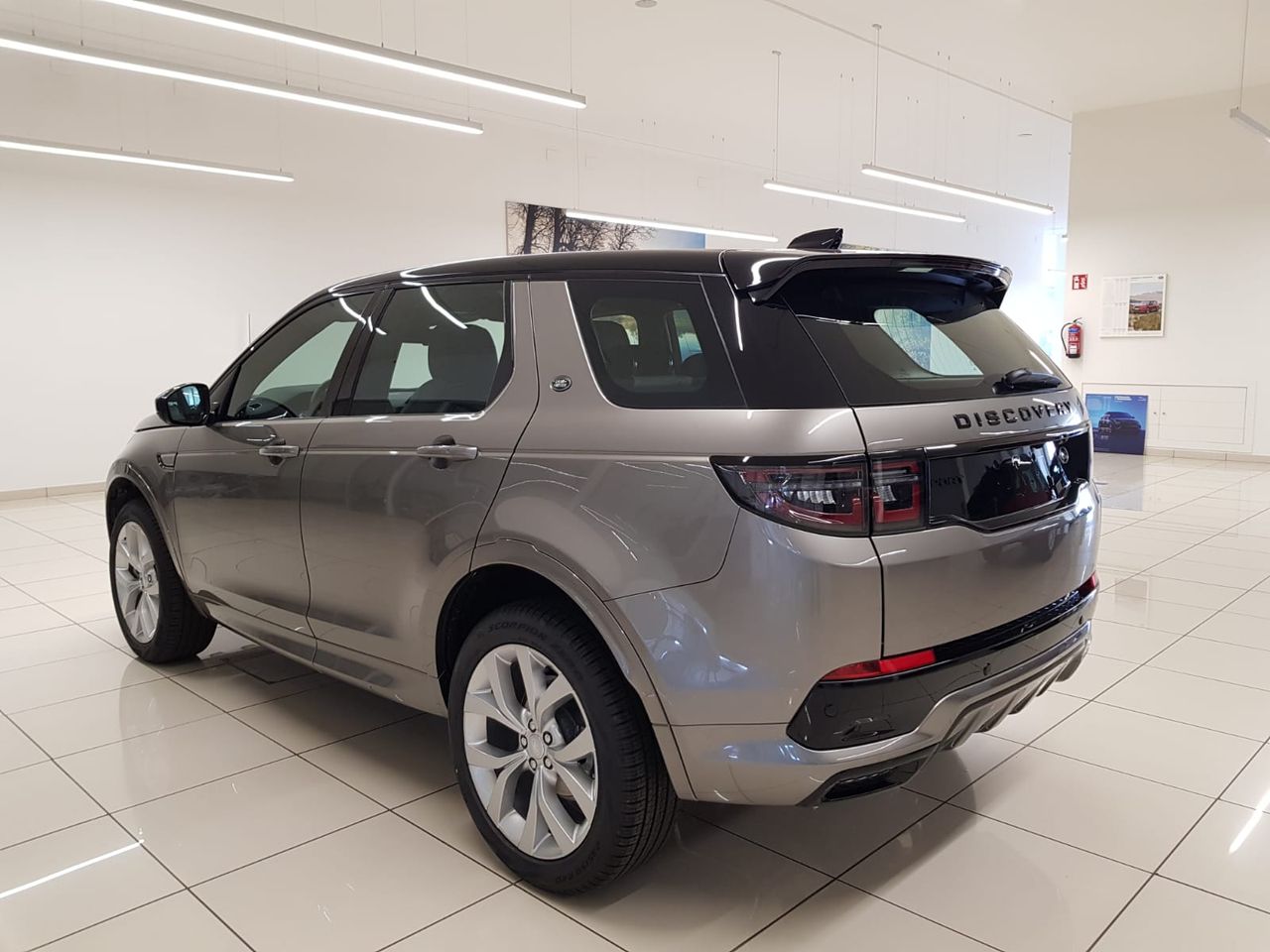 Land-Rover Discovery Sport 2.0D TD4 120kW AWD Auto MHEV Dynamic SE - Foto 2