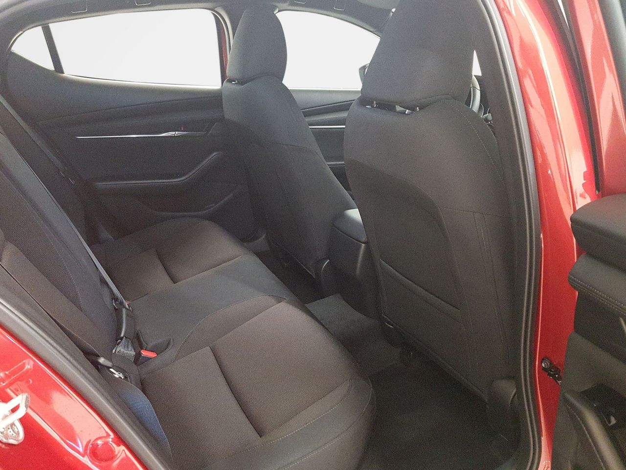 Mazda 3 2.5L E-SKY G MHEV 103kW 6AT Centre-line - Foto 2