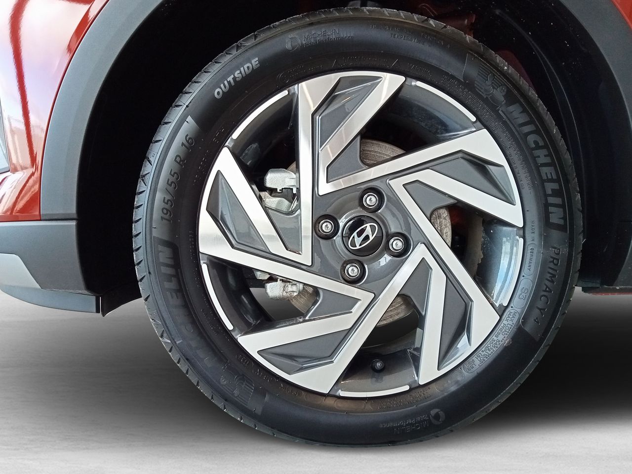 Hyundai Bayon 1.0 TGDI 74kW (100CV) 48V Maxx - Foto 2