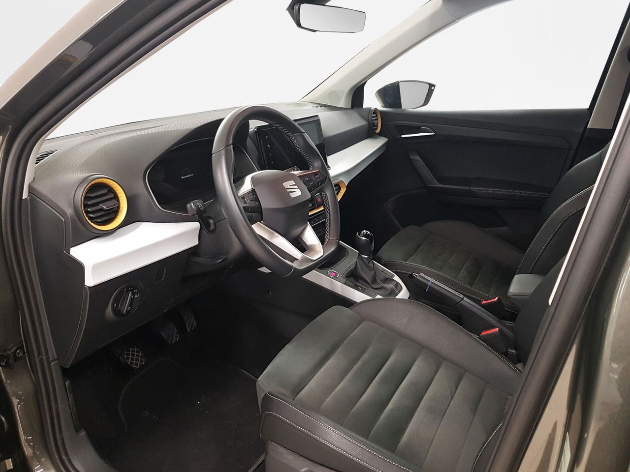 Seat Arona 1.0 Style XL 110CV Manual 6 vel. - Foto 2