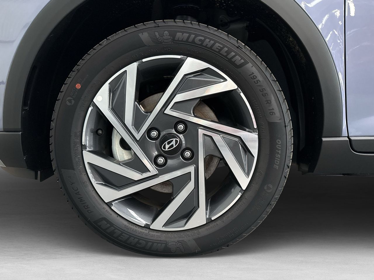 Hyundai Bayon 1.0 TGDI 74kW (100CV) 48V Maxx - Foto 2