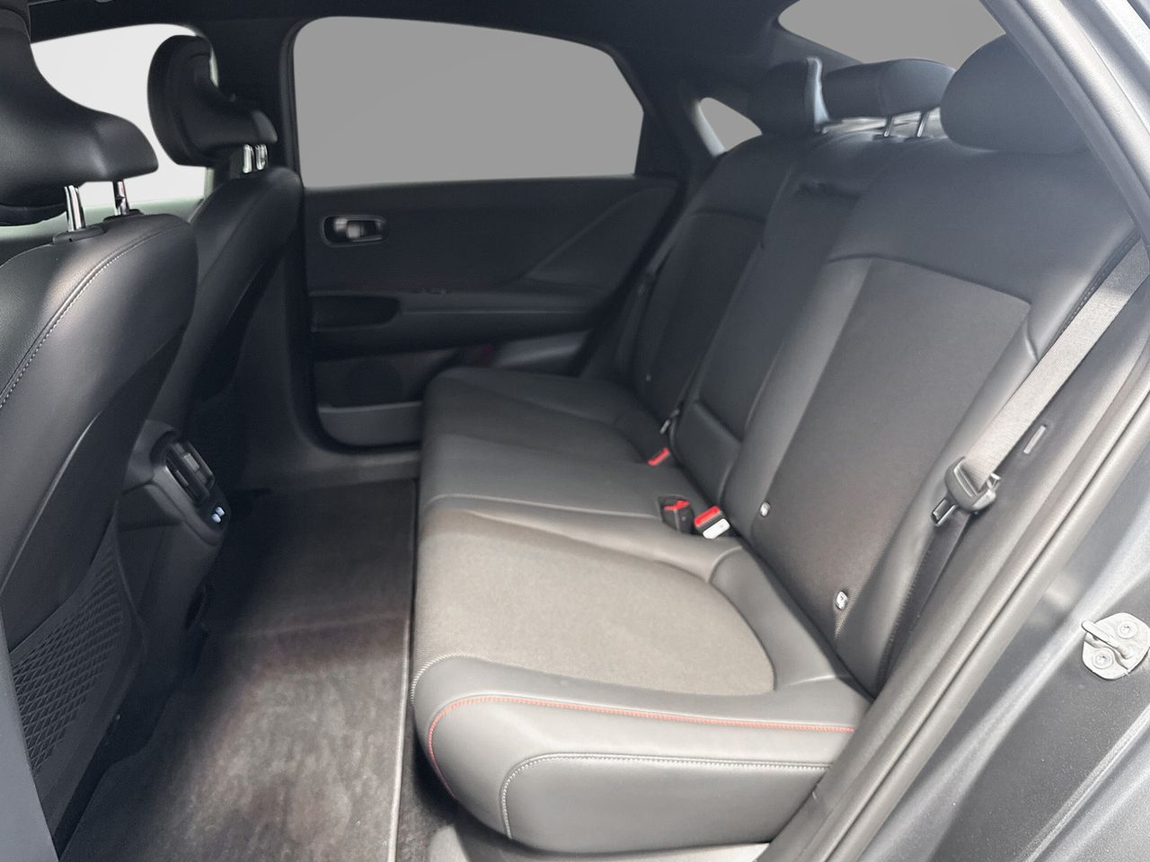 Hyundai IONIQ 6 168kW (228CV) 84kWh RWD N Line - Foto 2