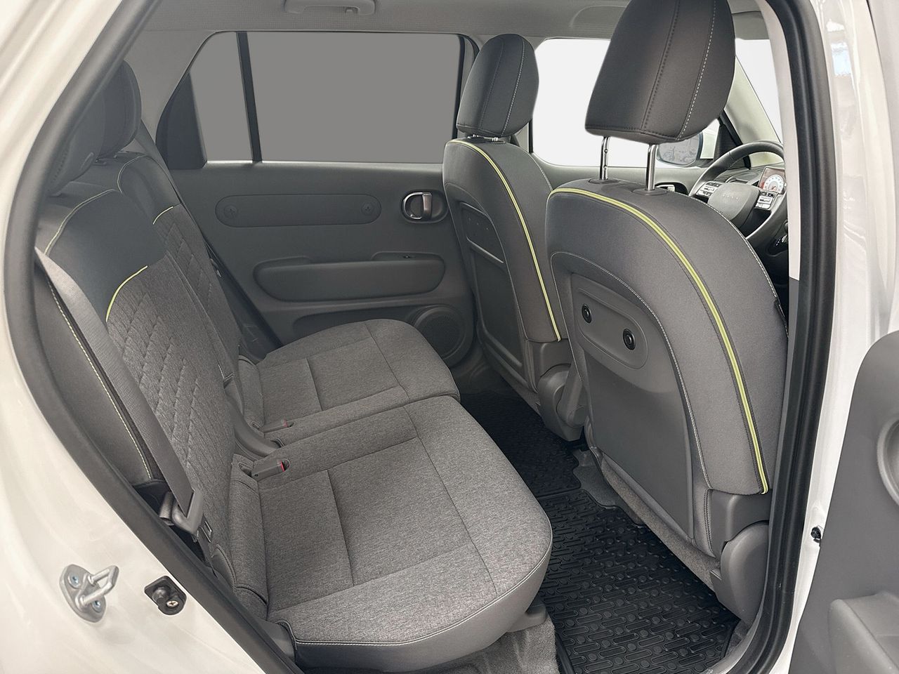 Hyundai Inster 49KWH 85KW (115CV) Tecno Cross - Foto 2