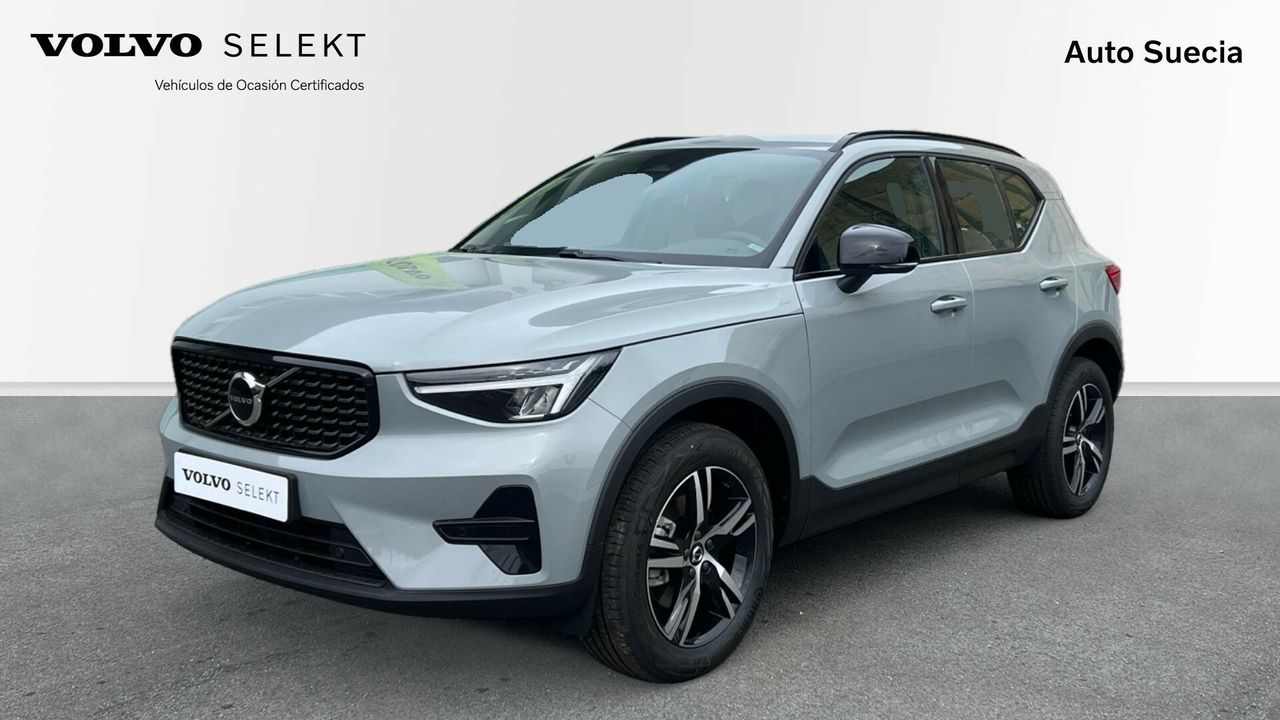 volvo xc40 2024 /