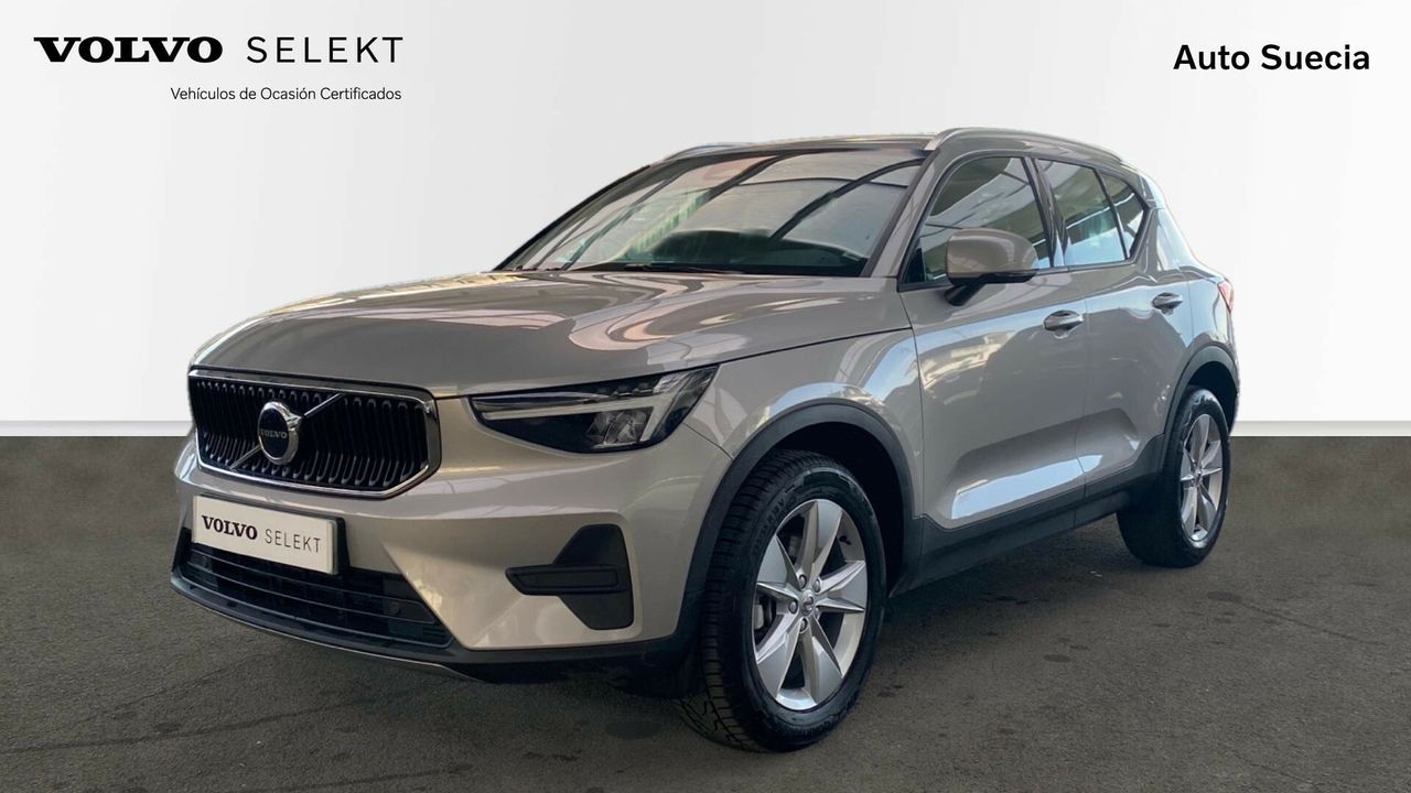 volvo xc40 2024 /