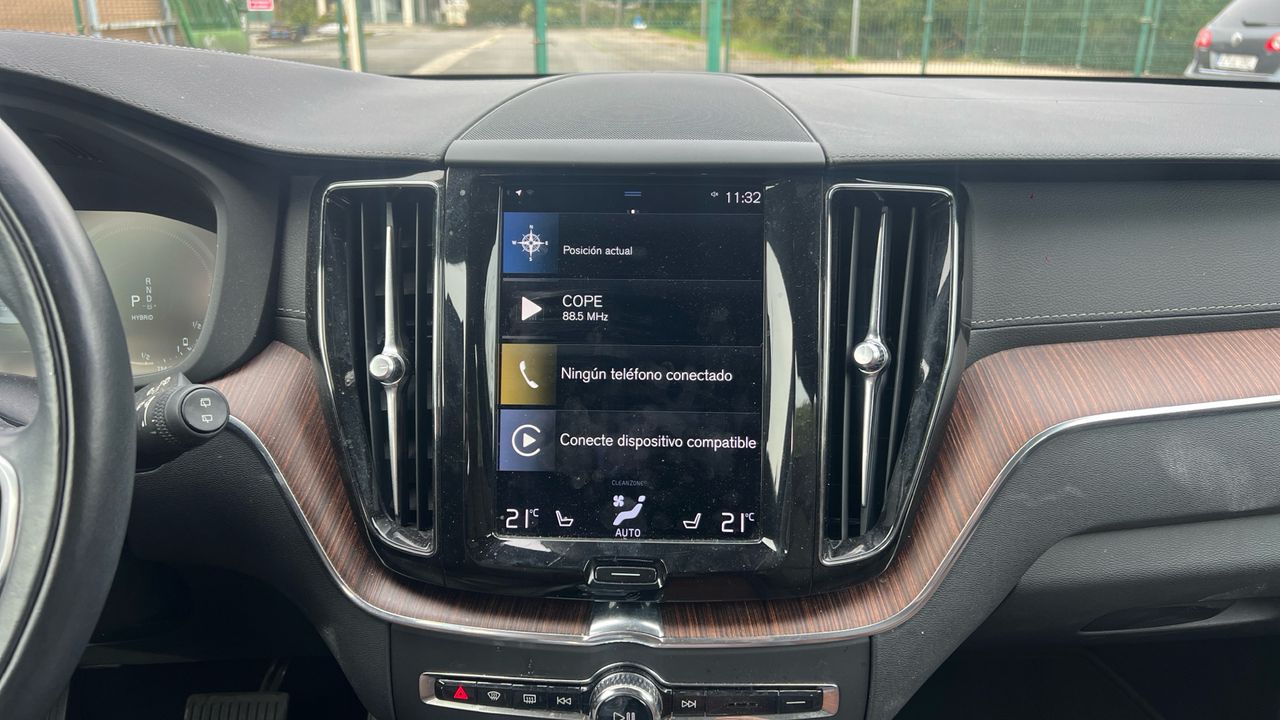 Volvo XC60 todoterreno 2.0 T6 RECHARGE INSCRIPTION AUTO 4WD  - foto 13