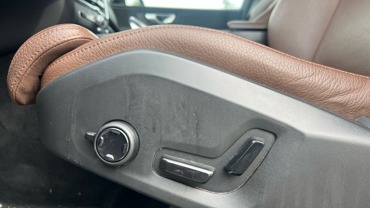 Volvo XC60 todoterreno 2.0 T6 RECHARGE INSCRIPTION AUTO 4WD  - foto 16