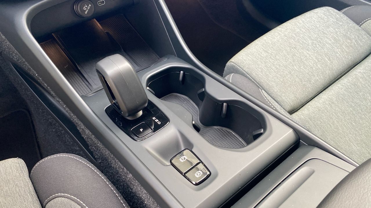 Volvo XC40 2.0 B3 CORE AUTO 5P - foto 19