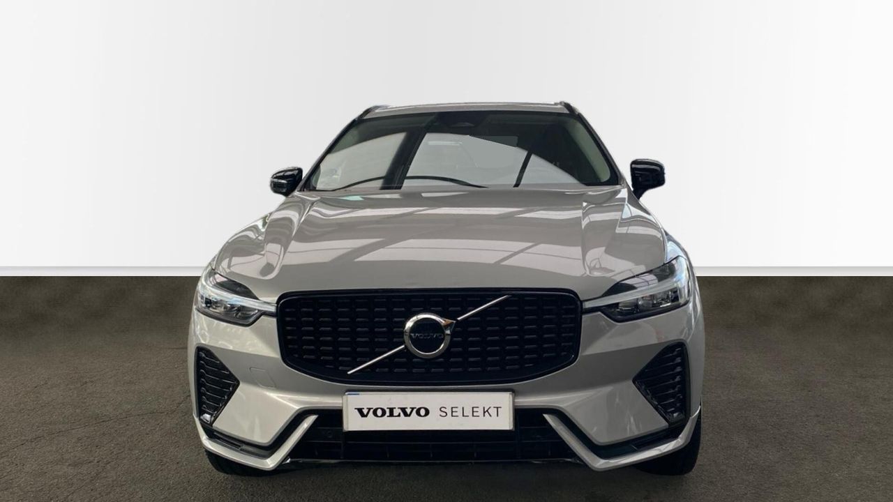 Volvo XC60 2.0 B5 PLUS DARK AT 4WD 5P - foto 9