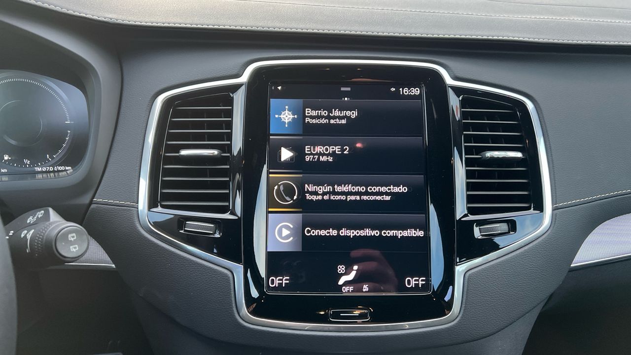 Volvo XC90 2.0 T8 RECH. R-DESIGN EXP AWD AUTO 5P 7 PLAZAS - foto 13