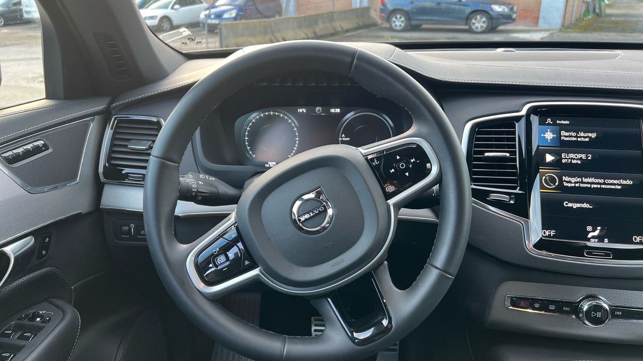 Volvo XC90 2.0 T8 RECH. R-DESIGN EXP AWD AUTO 5P 7 PLAZAS - foto 11