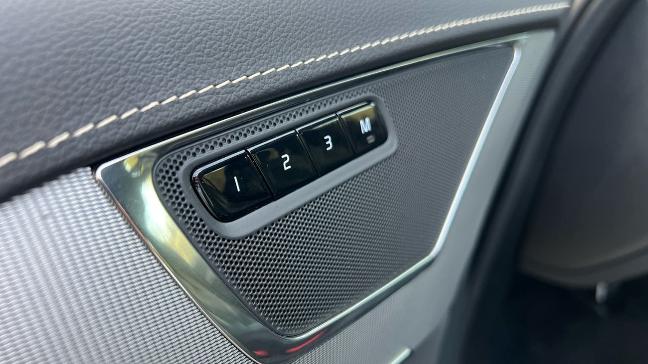 Volvo XC90 2.0 T8 RECH. R-DESIGN EXP AWD AUTO 5P 7 PLAZAS - foto 20