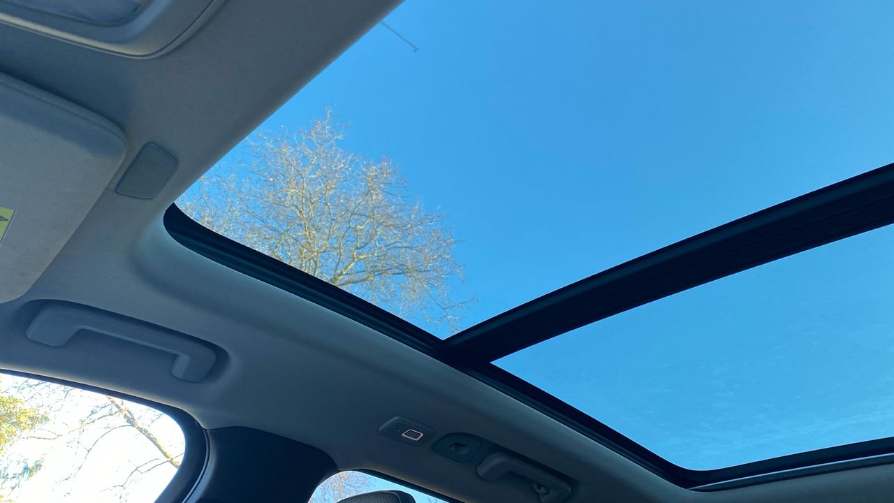 Volvo XC90 Plus, B5 (diesel) AWD, Diésel, Dark, 7 Asientos - foto 21