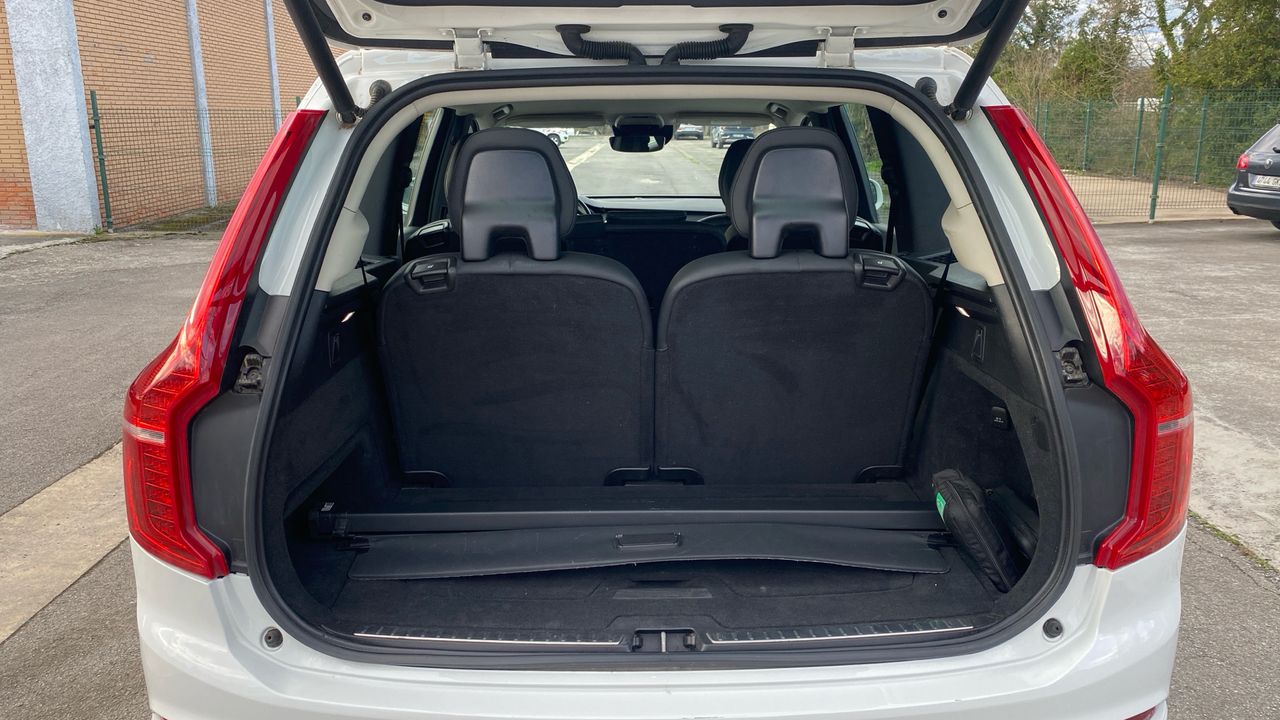 Volvo XC90 2.0 B5 D MOMENTUM PRO AWD AUTO 5P 7 PLAZAS - foto 14