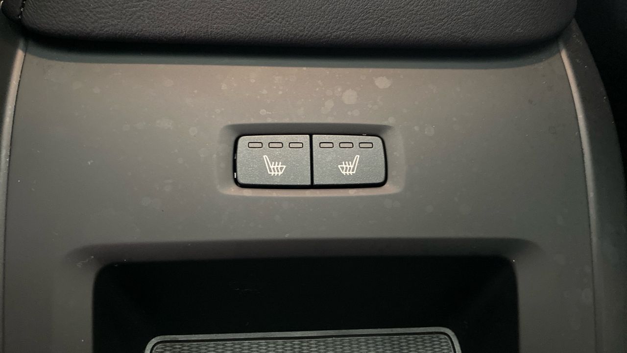 Volvo XC60 2.0 T6 RECHARGE ULTIMATE DARK AUTO 4WD 5P - foto 22