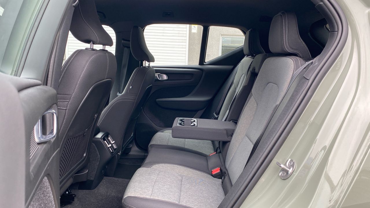 Volvo XC40 todoterreno 2.0 B3 CORE AUTO 5P - foto 8