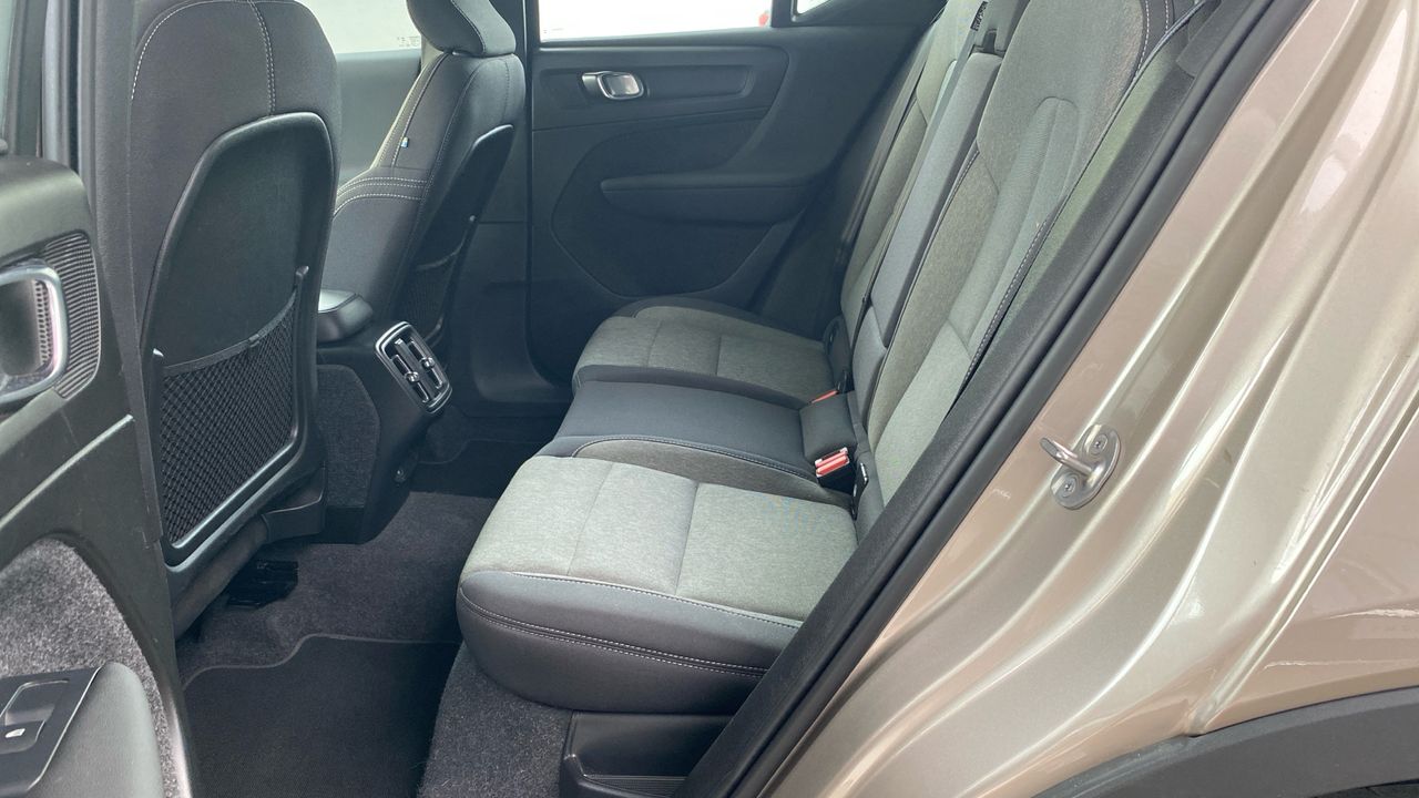 Volvo XC40 todoterreno 2.0 B3 CORE AUTO 5P - foto 8
