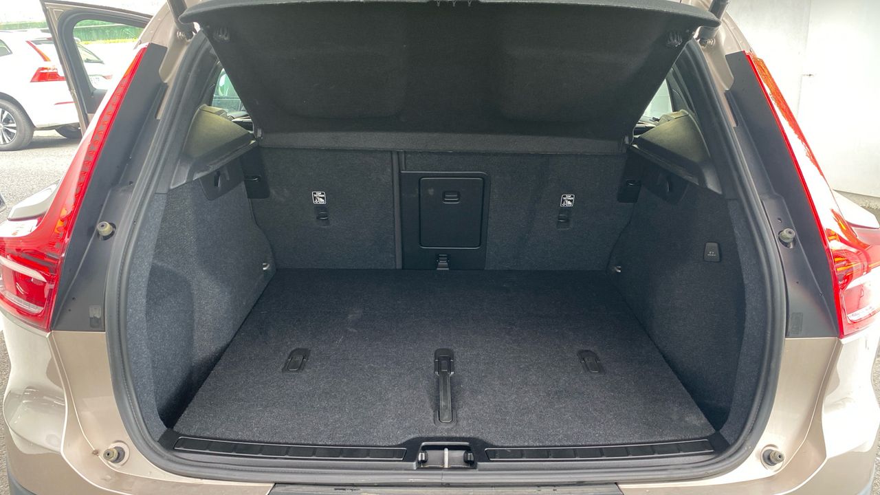 Volvo XC40 todoterreno 2.0 B3 CORE AUTO 5P - foto 9