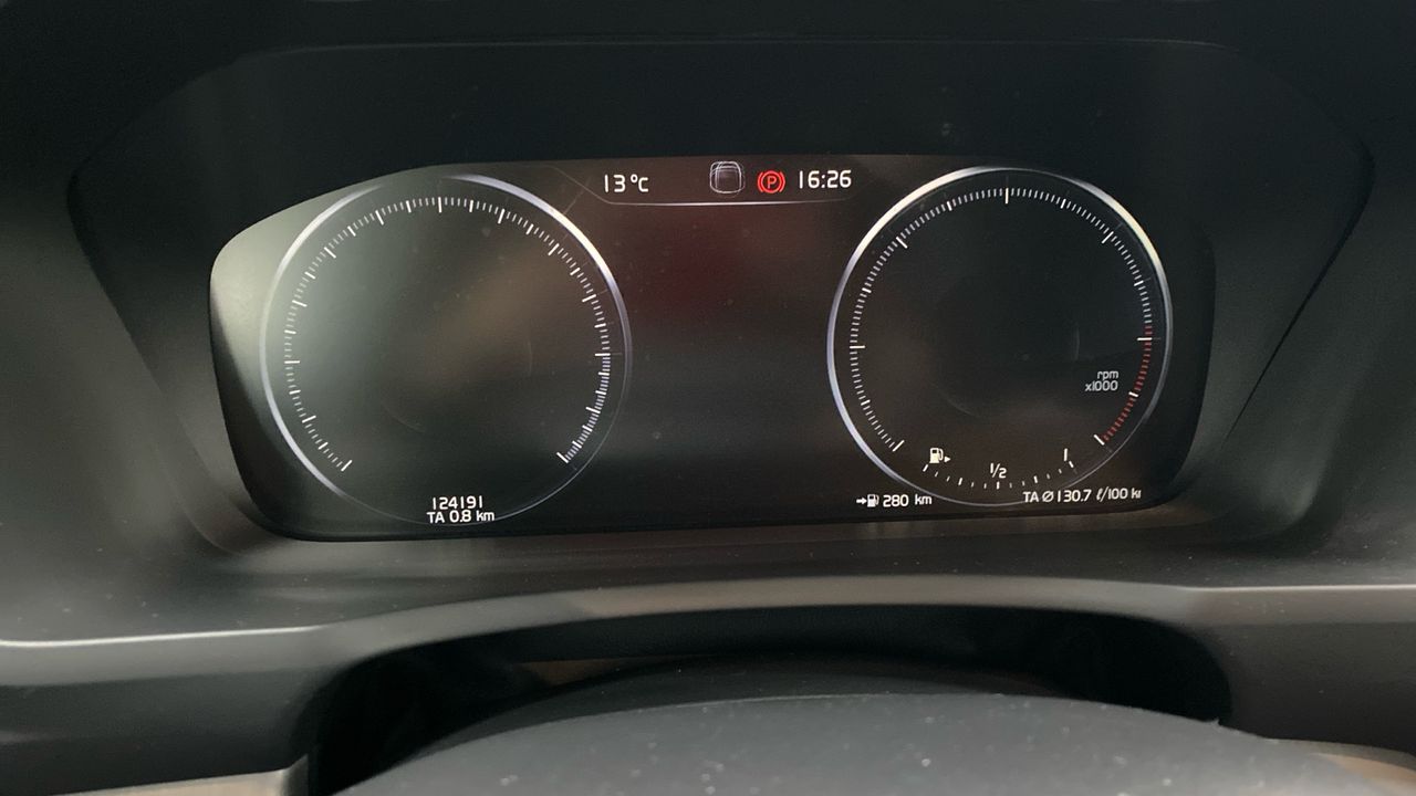 Volvo XC90 2.0 B5 D MOMENTUM PRO AWD AUTO 5P 7 PLAZAS - foto 12