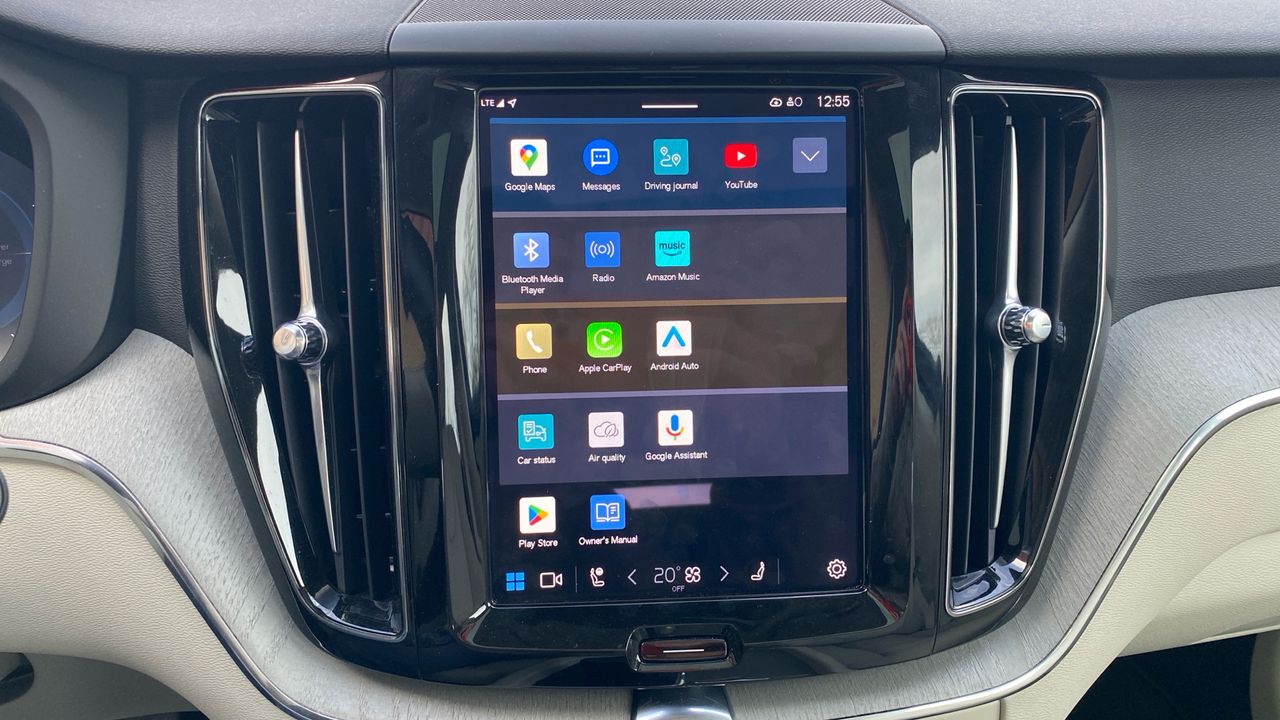 Volvo XC60 2.0 T6 RECHARGE PLUS DARK AUTO 4WD 5P - foto 16