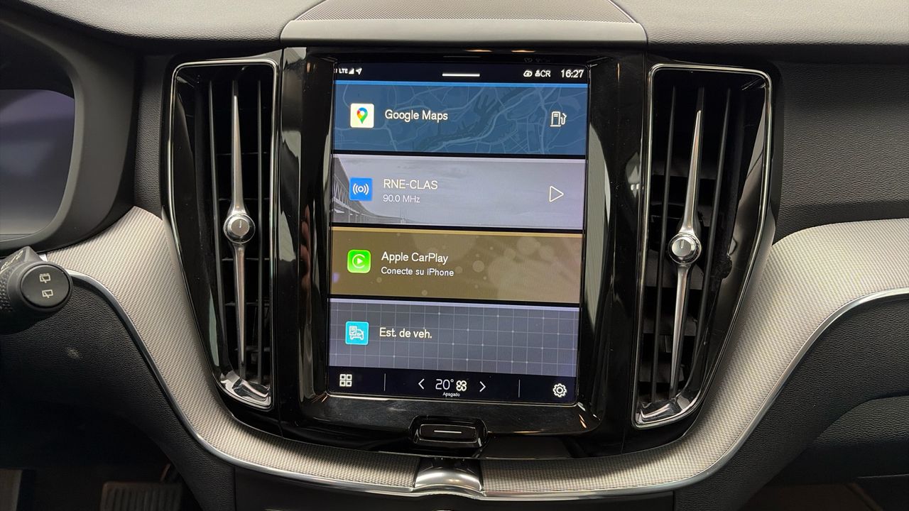 Volvo XC60 2.0 B4 D PLUS DARK AUTO 4WD 5P - foto 13