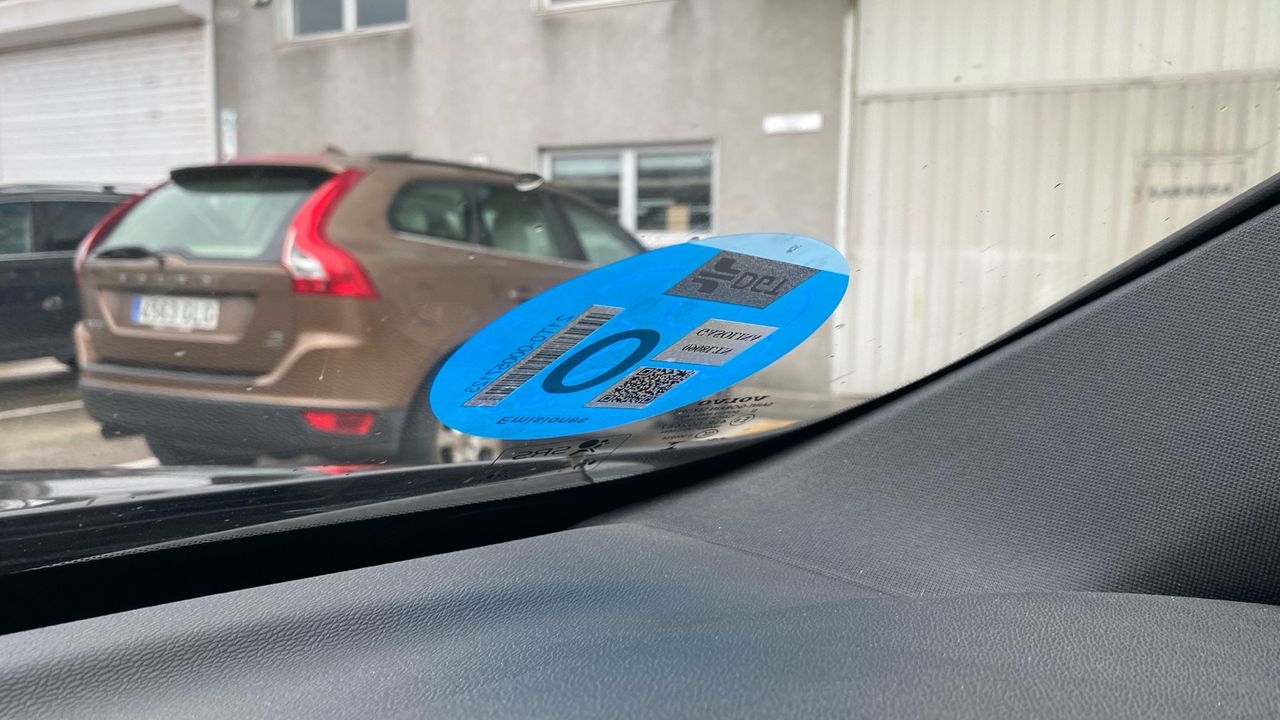 Volvo XC60 2.0 T6 RECHARGE R-DESIGN AUTO 4WD 5P - foto 12