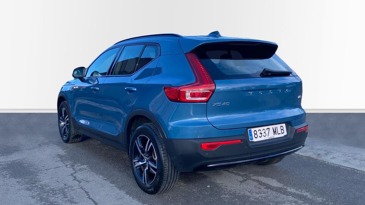 Volvo XC40 2.0 B3 PLUS DARK AUTO 5P - foto 2