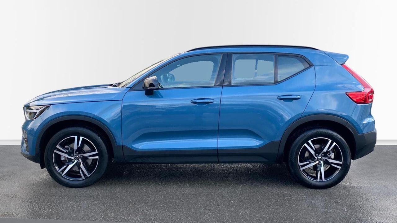Volvo XC40 2.0 B3 PLUS DARK AUTO 5P - foto 3