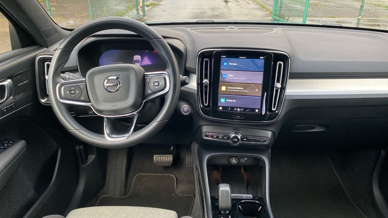 Volvo XC40 2.0 B3 PLUS DARK AUTO 5P - foto 6